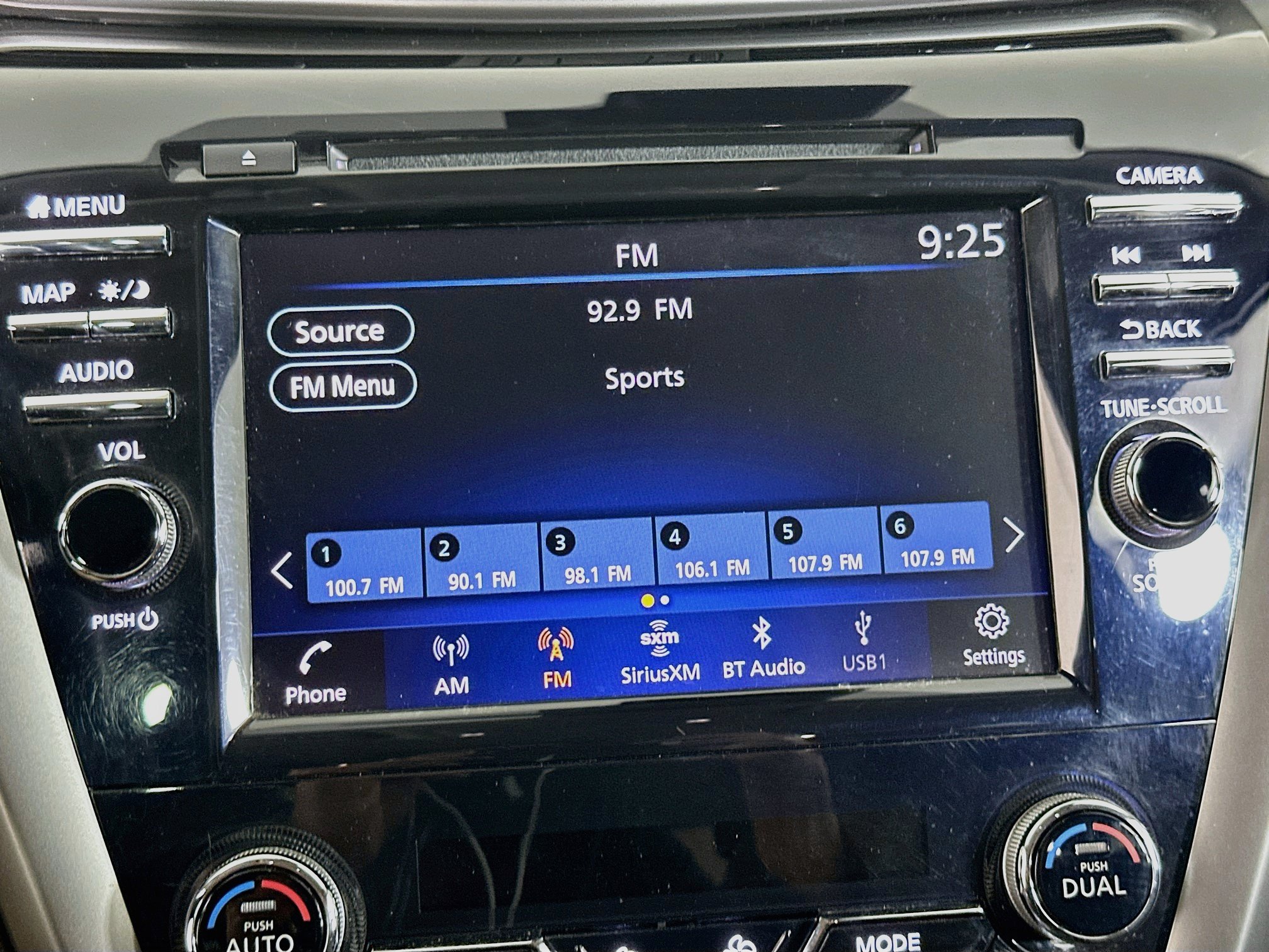 Used 2023 Nissan Murano SL FWD image 21