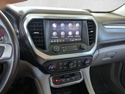 Used 2020 GMC Acadia SLT FWD image 13
