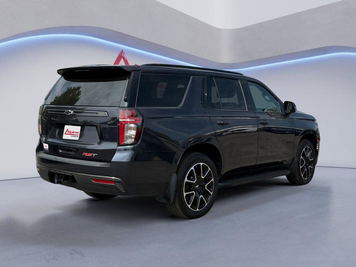 Used 2022 Chevrolet Tahoe RST w/ Luxury Package AWD/4WD image 5