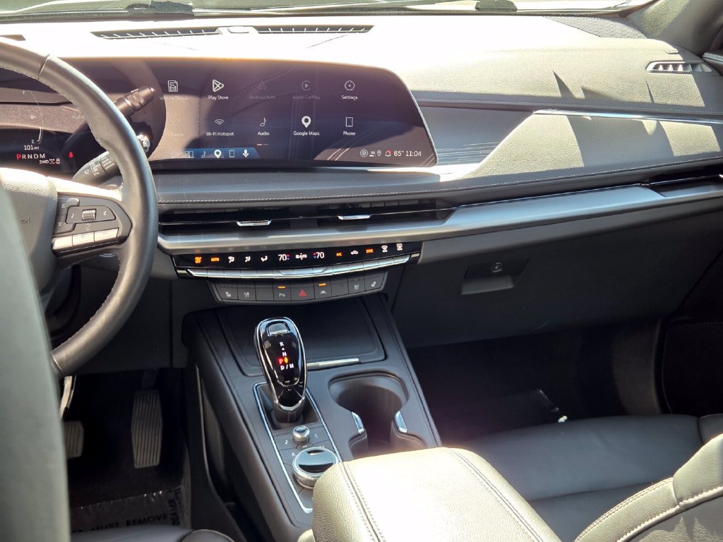 Used 2024 Cadillac XT4 Premium Luxury AWD/4WD image 17