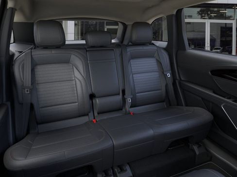 New 2026 Lincoln Nautilus Reserve w/ Jet Appearance Package image 11