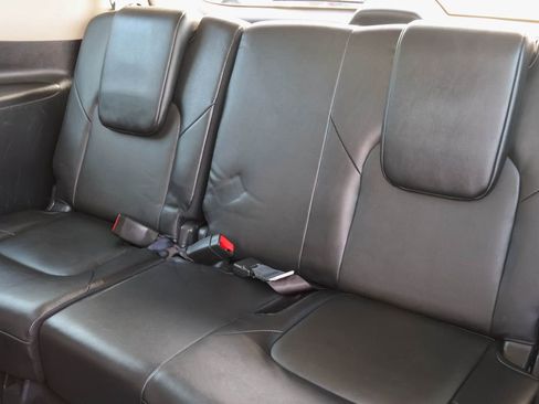 Used 2023 Nissan Armada SV RWD image 13