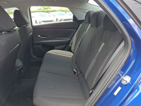 Certified 2023 Hyundai Elantra SEL FWD image 10