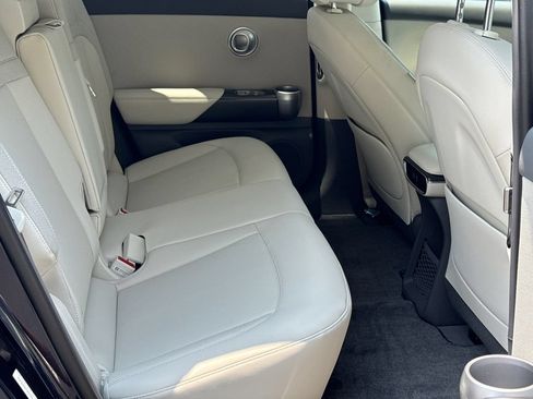 New 2026 Genesis GV60 RWD image 17