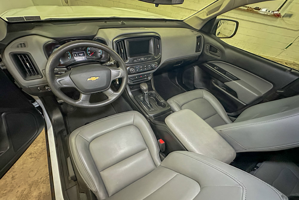 Used 2022 Chevrolet Colorado W/T AWD/4WD image 12
