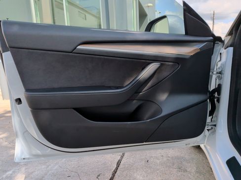 Used 2021 Tesla Model 3 Standard Range Plus RWD image 14