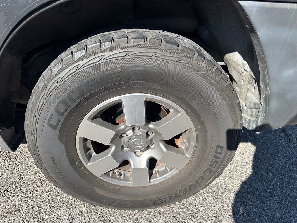 Used 2011 Nissan Xterra PRO-4X AWD/4WD image 6