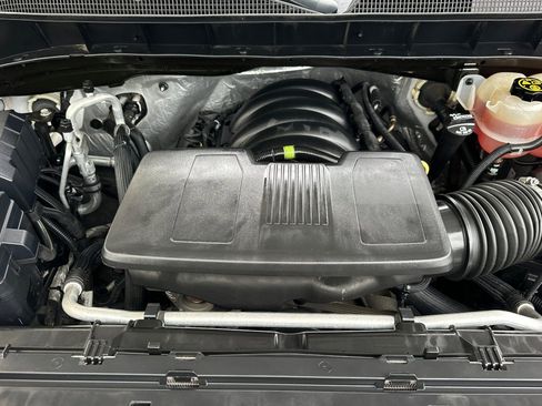 Used 2020 Chevrolet Silverado 1500 Custom w/ Custom Value Package image 23