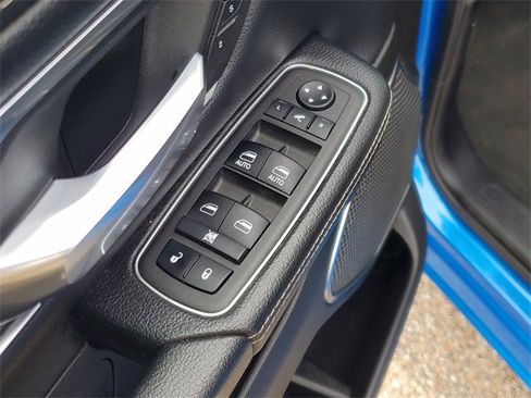 Used 2024 RAM 1500 Laramie image 18