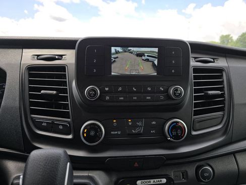 Used 2023 Ford Transit 350 XL image 19