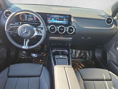 New 2026 Mercedes-Benz GLA 250 image 14