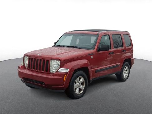 Used 2010 Jeep Liberty Sport w/ Popular Equipment Group image 4