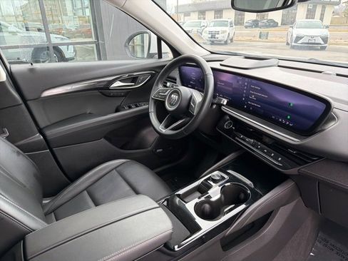 Used 2024 Buick Envision Preferred image 11