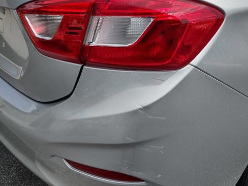 Used 2016 Chevrolet Cruze LT w/ Convenience Package image 37