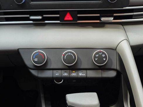 New 2026 Hyundai Elantra SE image 20