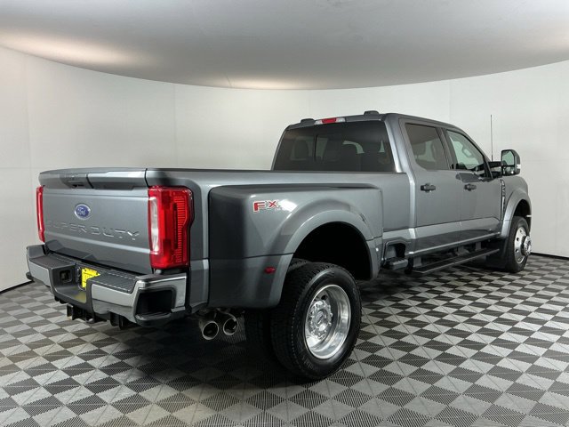 Used 2024 Ford F450 XLT w/ FX4 Off-Road Package AWD/4WD image 4