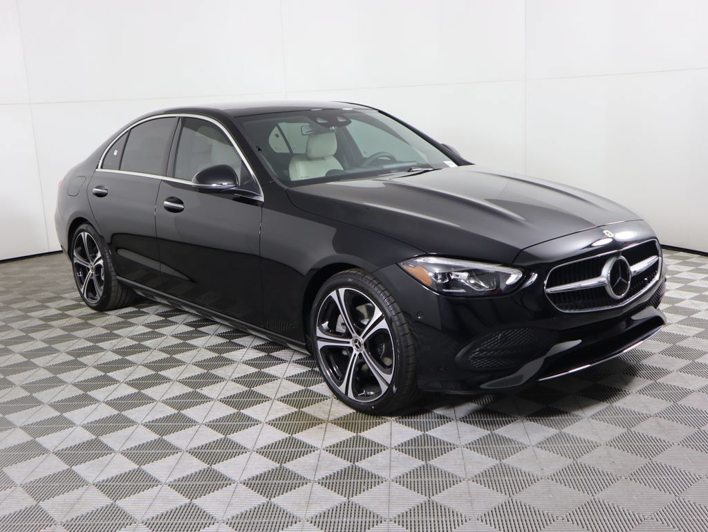 Used 2026 Mercedes-Benz C 300 Sedan image 3