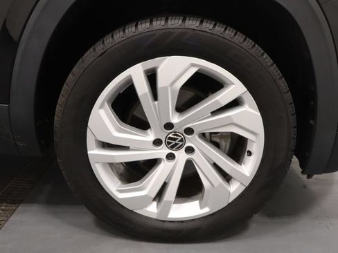 Used 2021 Volkswagen Atlas Cross Sport SEL AWD/4WD image 28