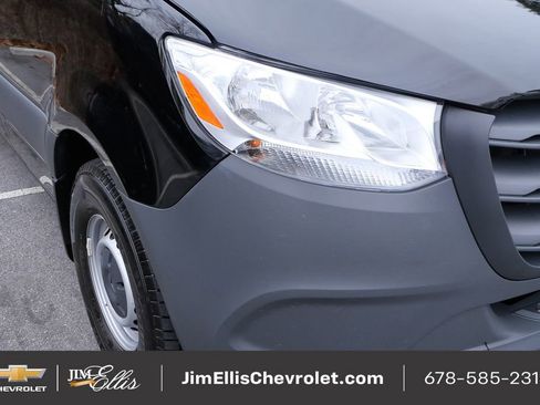 Used 2024 Mercedes-Benz Sprinter 2500 image 30