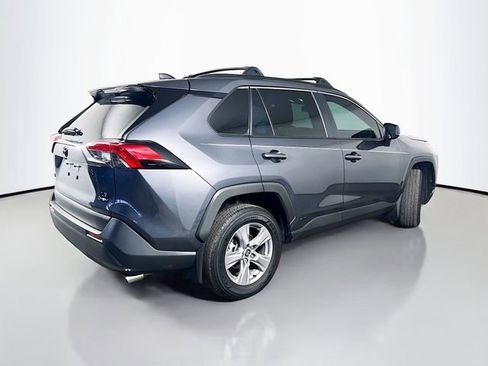 Used 2025 Toyota RAV4 LE image 7