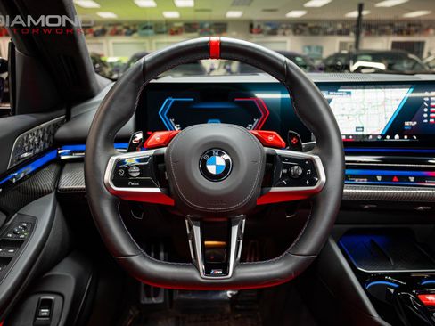 Used 2025 BMW M5 w/ Carbon Package image 88