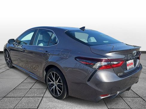 Used 2024 Toyota Camry SE AWD/4WD image 7