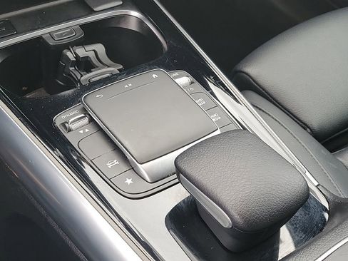 Used 2022 Mercedes-Benz GLA 250 w/ Premium Package Lite image 34