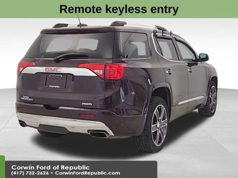 Used 2018 GMC Acadia Denali w/ Technology Package image 8