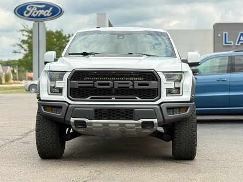Used 2018 Ford F150 Raptor w/ Equipment Group 802A Luxury AWD/4WD image 34