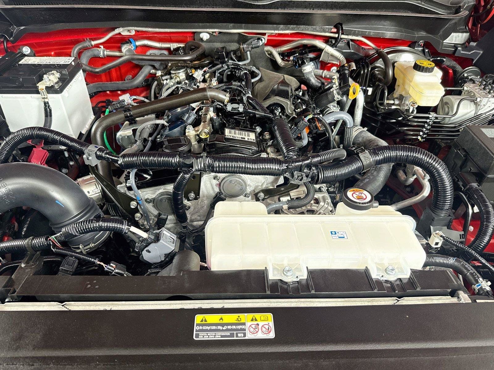 Used 2026 Toyota Tacoma SR5 RWD image 33