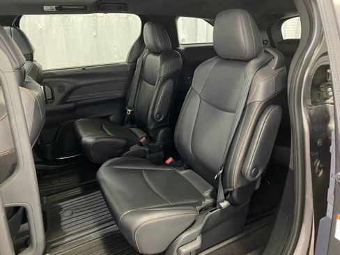 Certified 2021 Toyota Sienna XSE w/ XSE Plus Package image 10