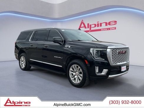 Used 2024 GMC Yukon XL Denali w/ Advanced Technology Package image 7