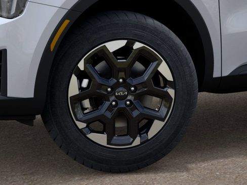New 2026 Kia Sorento S image 9
