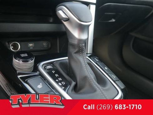 Used 2025 Kia Seltos S AWD/4WD image 32