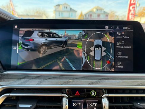 Used 2019 BMW X7 xDrive50i w/ Premium Package image 45