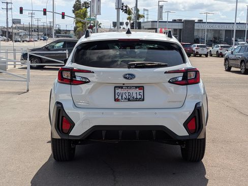 Certified 2025 Subaru Crosstrek 2.5i Limited w/ Crosstrek Mirror Package AWD/4WD image 3