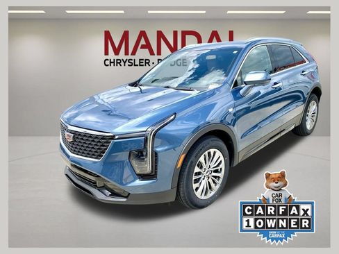 Used 2025 Cadillac XT4 Premium Luxury FWD image 1