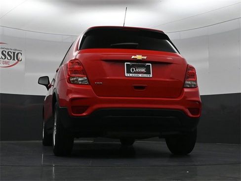 Used 2020 Chevrolet Trax LS image 22