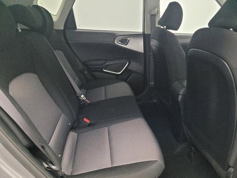 Used 2024 Kia Soul LX w/ Option Group 015 image 19