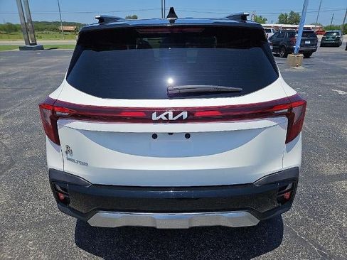 Used 2025 Kia Seltos S FWD image 6