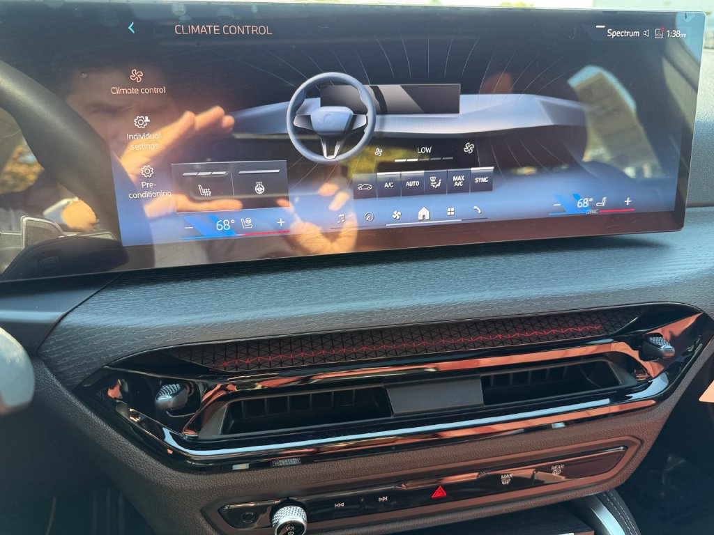 Certified 2026 BMW 430i xDrive w/ M Sport Package AWD/4WD image 24