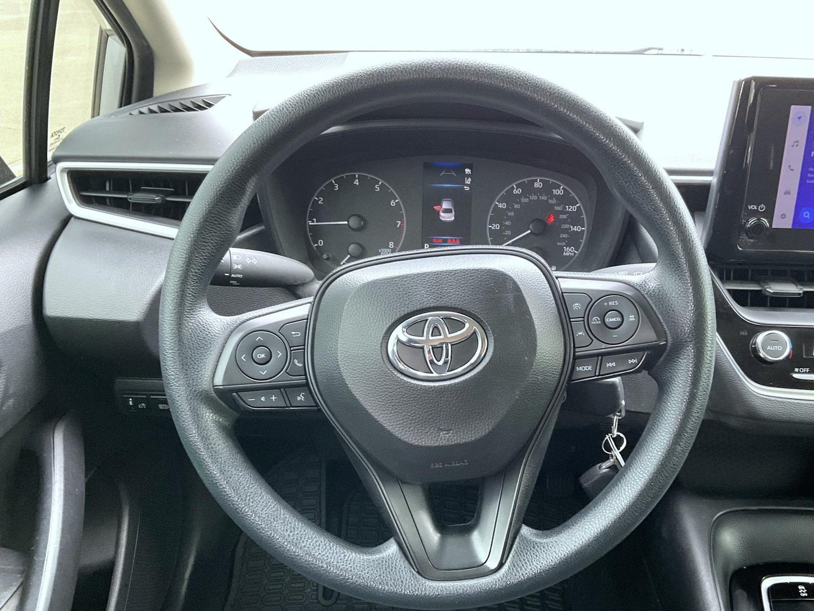 Used 2024 Toyota Corolla LE FWD image 17