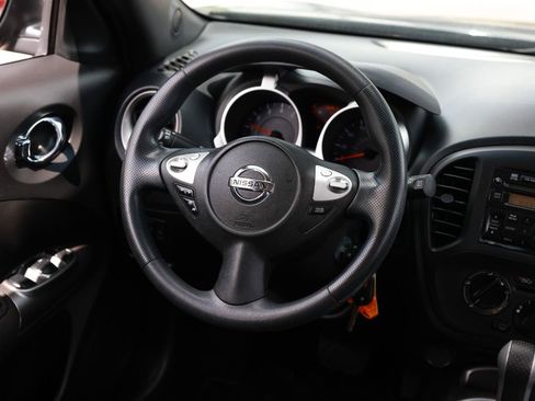 Used 2013 Nissan Juke S w/ Sport Pkg FWD image 28
