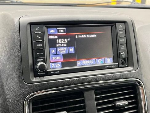 Used 2020 Dodge Grand Caravan SE FWD image 35