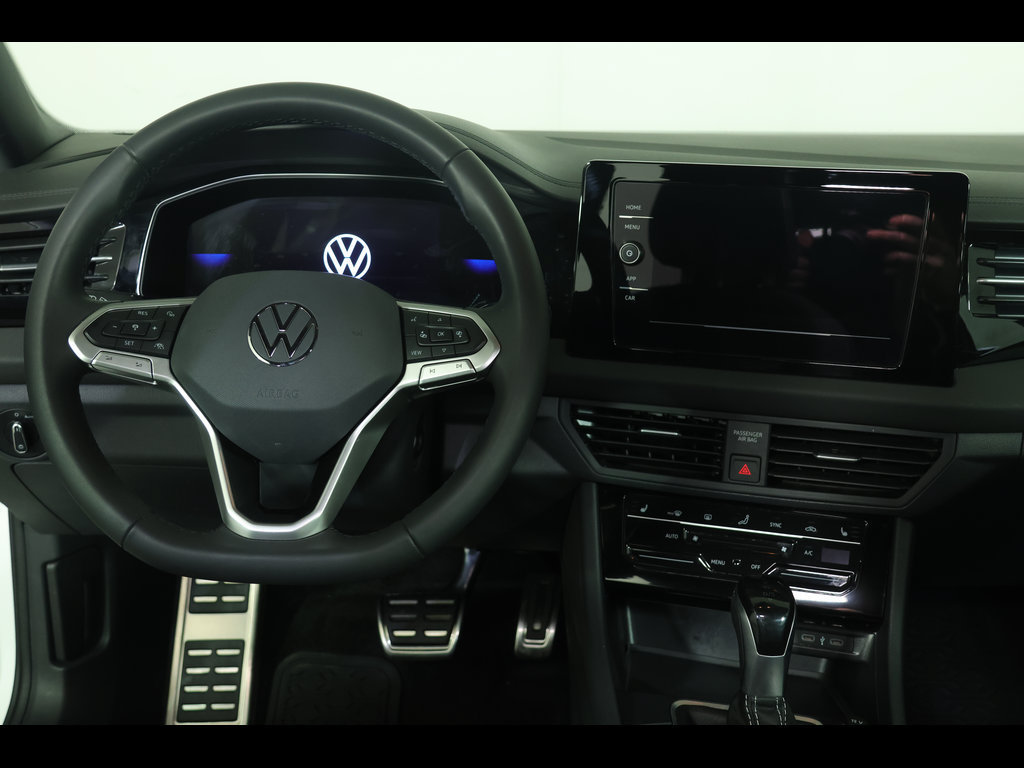 Used 2026 Volkswagen Jetta Sport FWD image 15