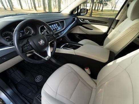 Used 2024 Buick Enclave Essence w/ Sport Touring Edition image 24