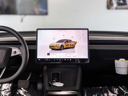 Used 2026 Tesla Model 3 RWD image 34