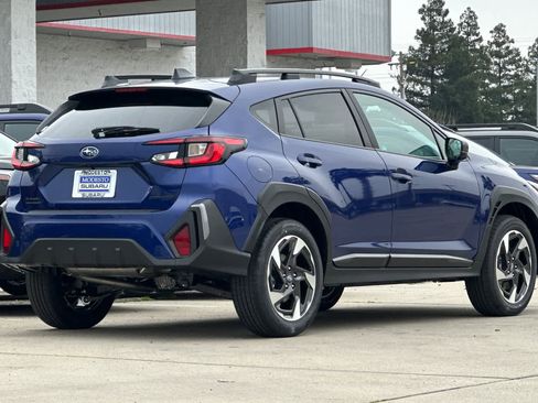 New 2026 Subaru Crosstrek 2.5i Limited image 3