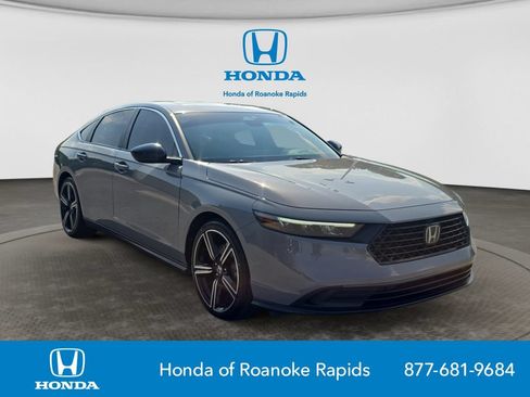 Used 2024 Honda Accord Sport image 7