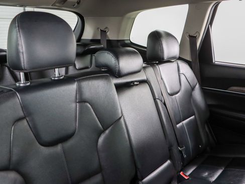 Used 2022 Kia Telluride EX image 29